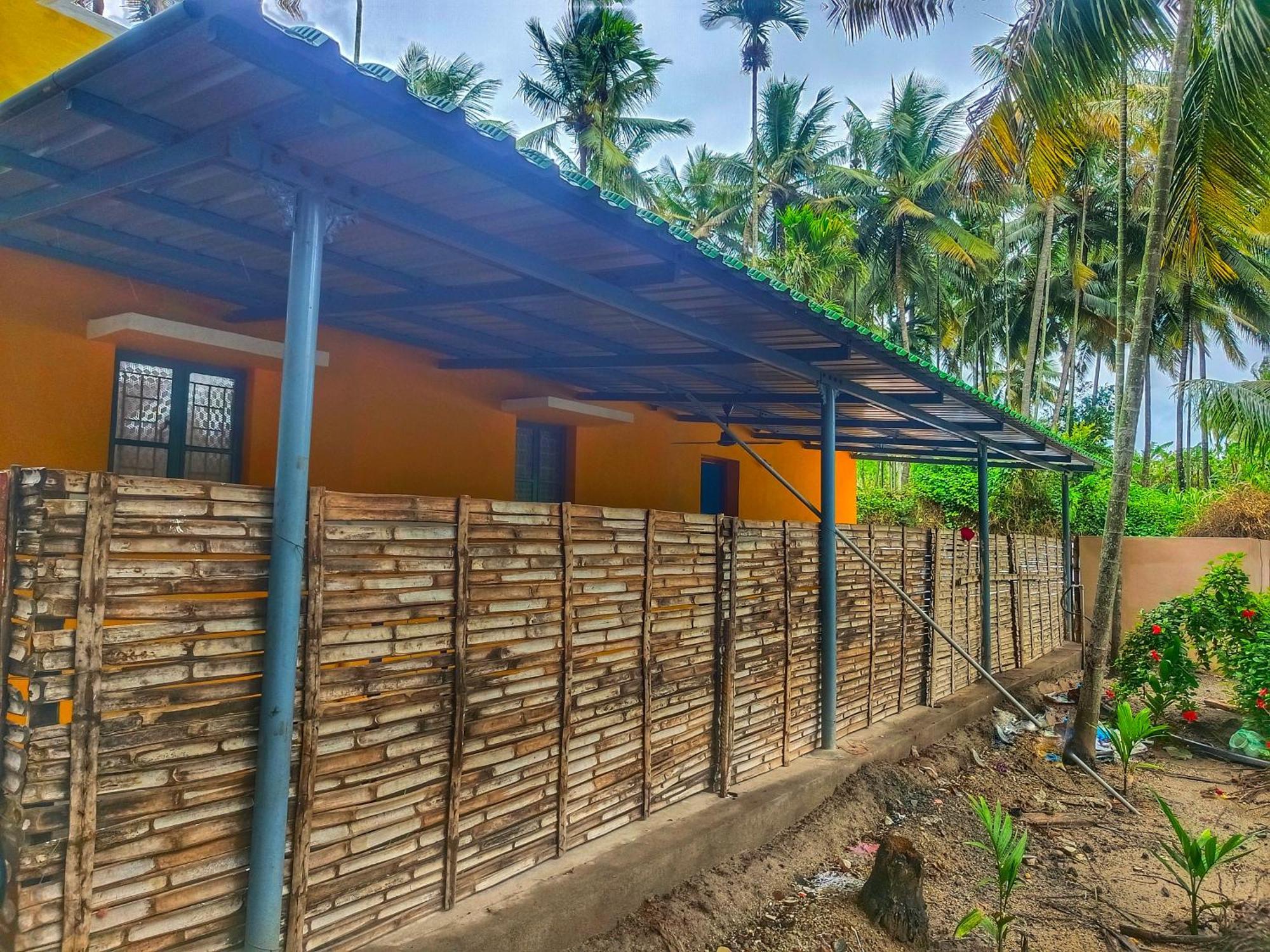 Shivalaya Farmstay Located Amdist Coconut Farm With River Access Near Isha,Adiyogi,Siruvani Alandurai Luaran gambar