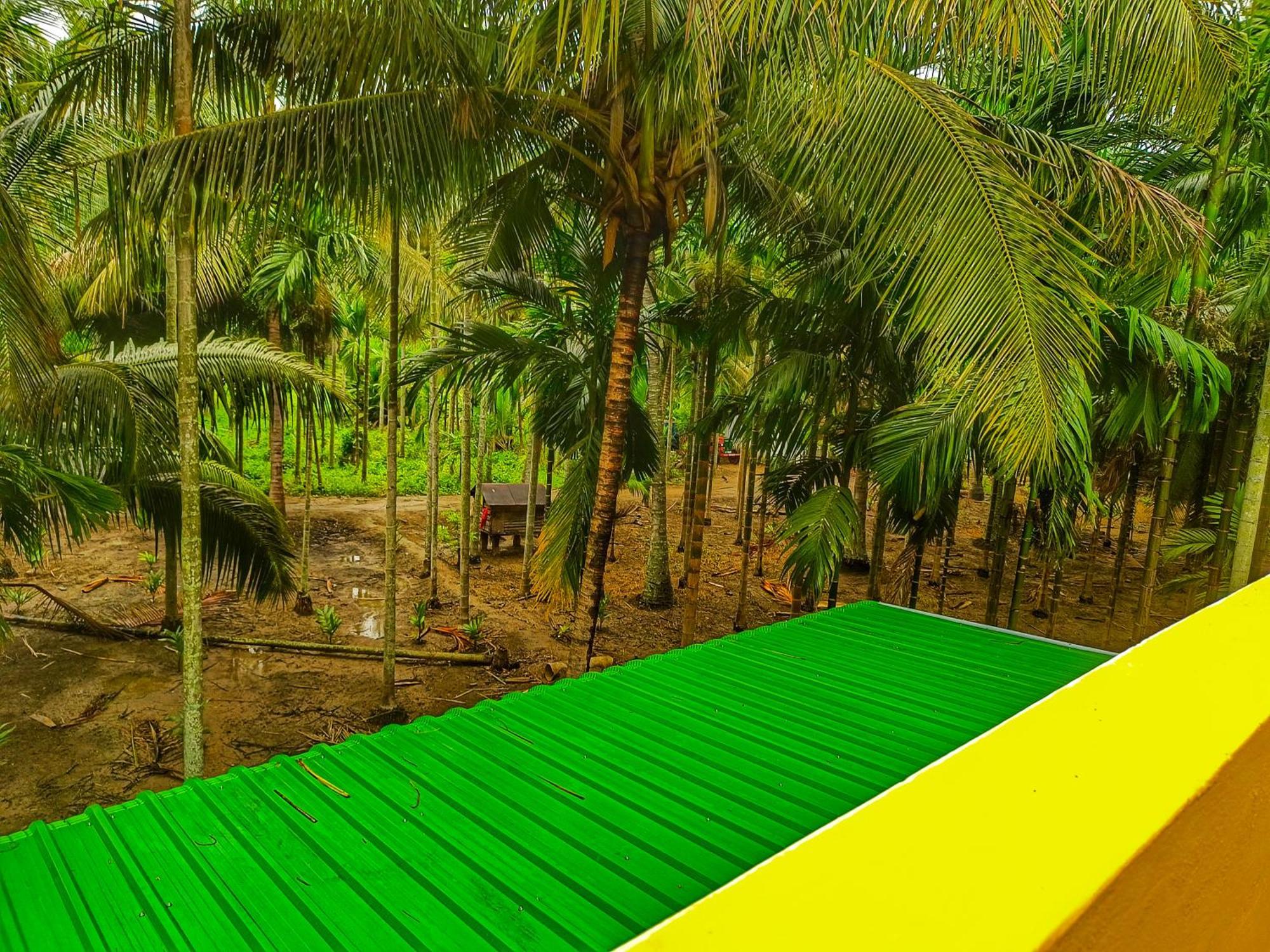 Shivalaya Farmstay Located Amdist Coconut Farm With River Access Near Isha,Adiyogi,Siruvani Alandurai Luaran gambar